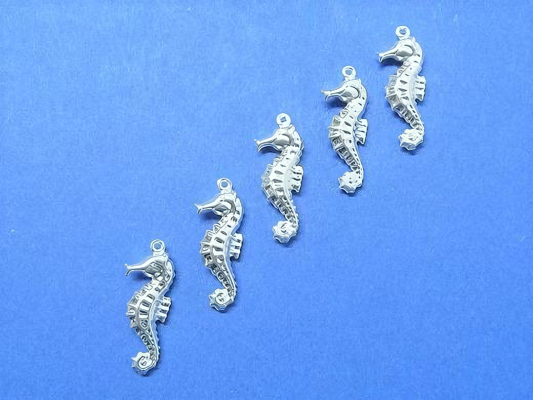 Seepferdchen - Anhänger versilbert / 5 Stk.