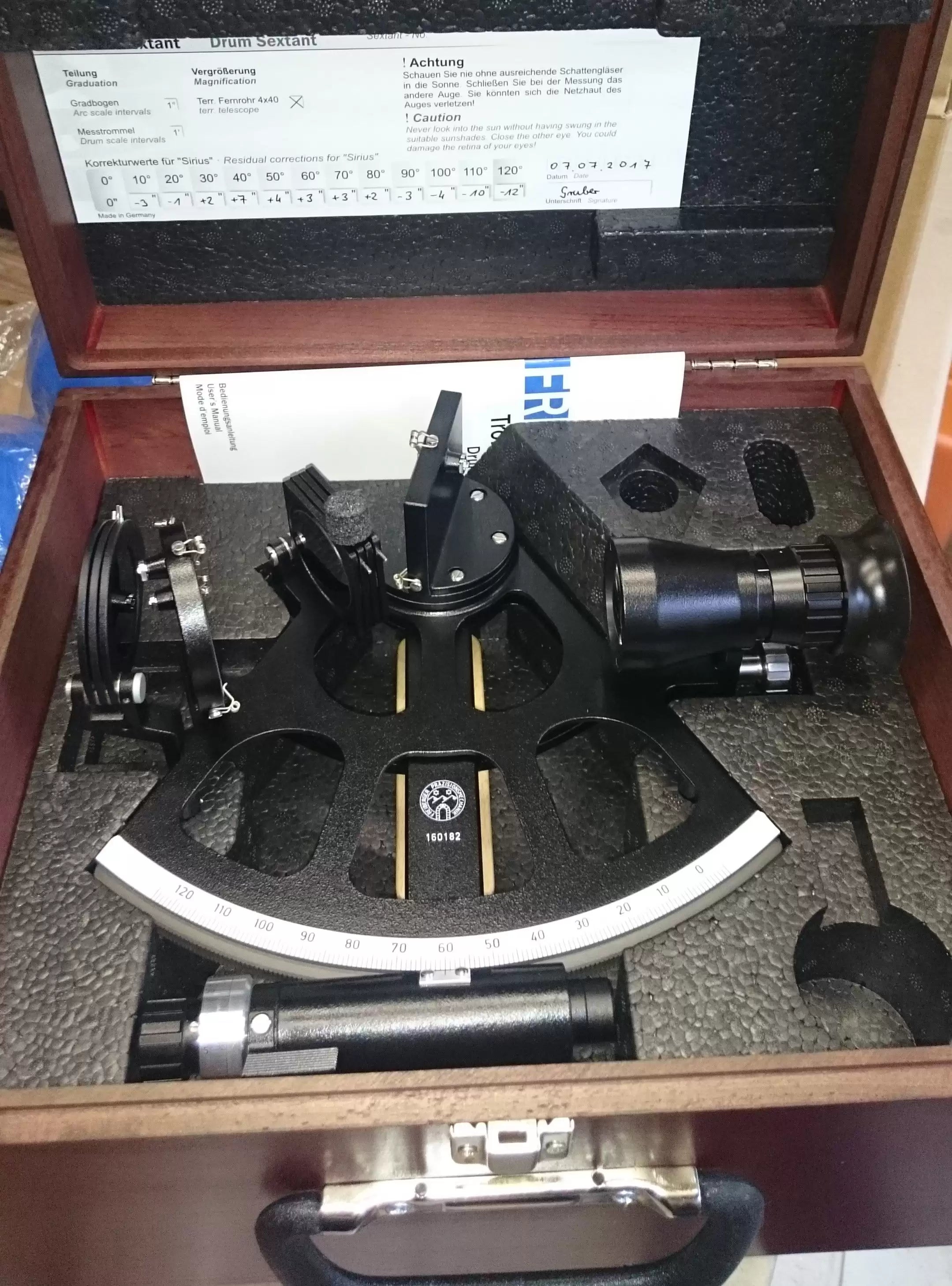 Freiberger Sextant für die präzise Navigation / mit Vollsichtspiegel