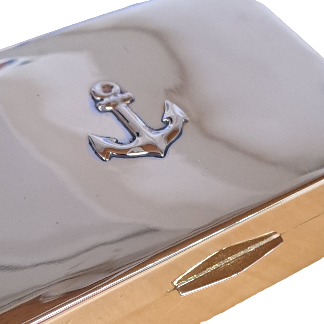 Zigarettendose Maritim mit Anker / aus Messing