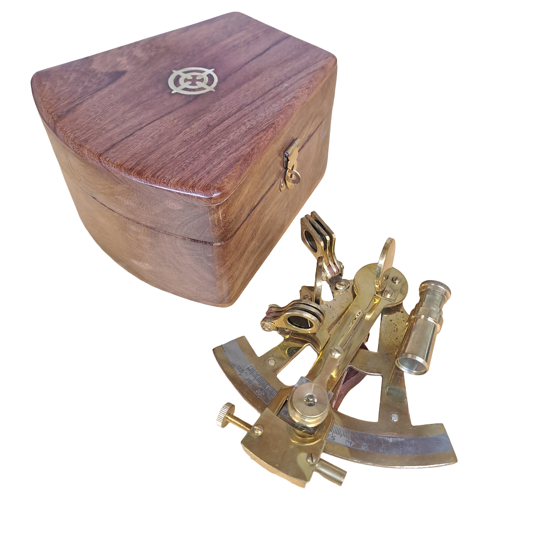 Sextant 12cm aus Messing in Holzbox / nicht für die Navigation !